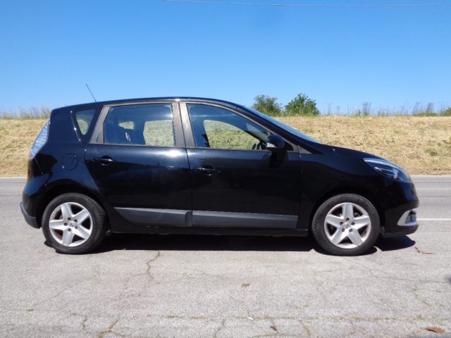 RENAULT Scenic usata, con Alzacristalli elettrici