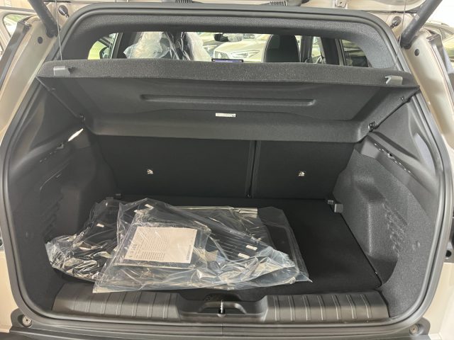 JEEP Avenger usata, con Sedile posteriore sdoppiato