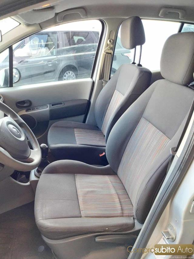 RENAULT Modus usata 10