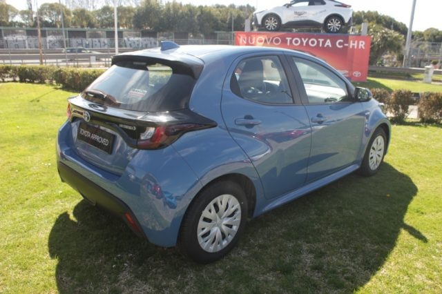 TOYOTA Yaris usata, con Specchietti laterali elettrici