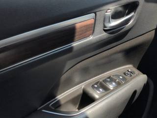 RENAULT Koleos usata, con Sensori di parcheggio posteriori