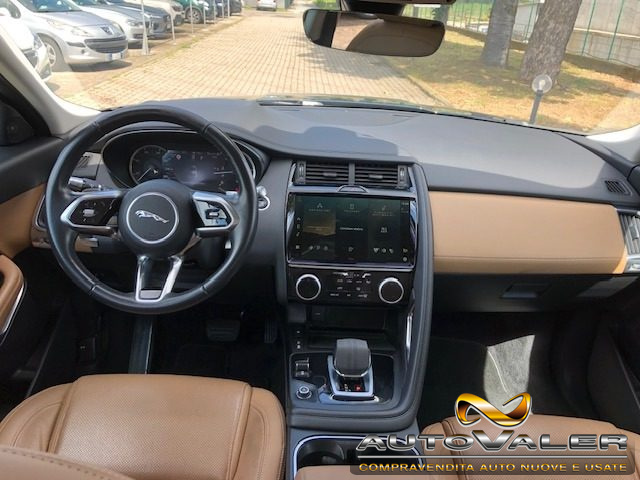 JAGUAR E-Pace usata, con Interni in pelle