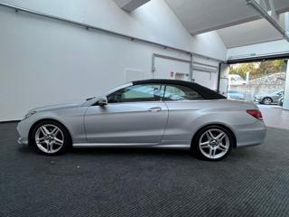 MERCEDES-BENZ E 220 usata, con Autoradio