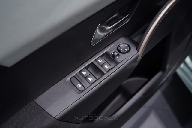 LANCIA Ypsilon usata, con ESP