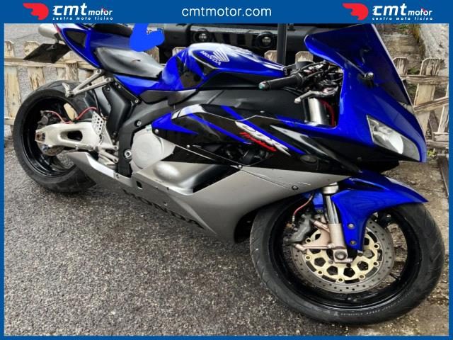HONDA CBR 1000 RR usata 5