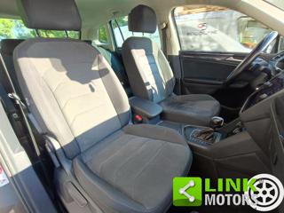 VOLKSWAGEN Tiguan usata, con Autoradio