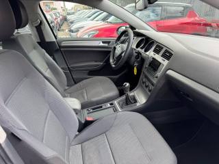 VOLKSWAGEN Golf usata, con ESP