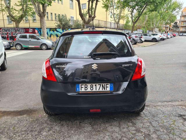 SUZUKI Swift usata, con Autoradio