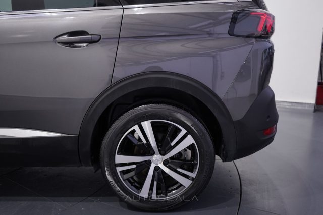 PEUGEOT 5008 usata 39