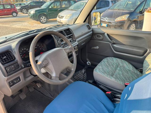 SUZUKI Jimny usata, con Servosterzo
