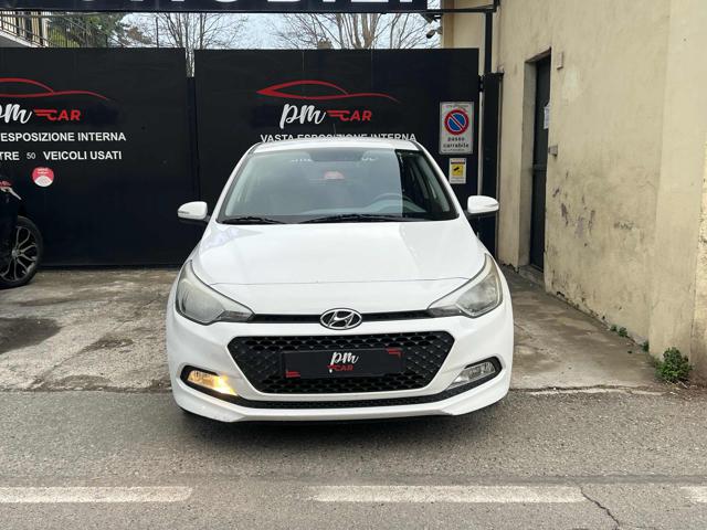 HYUNDAI i20 usata, con Airbag