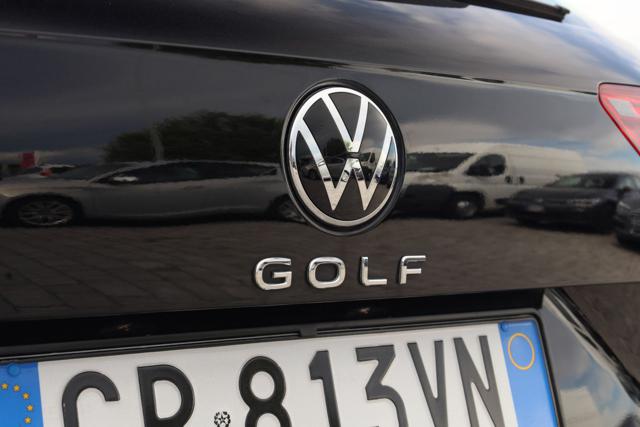 VOLKSWAGEN Golf Variant usata, con Spoiler