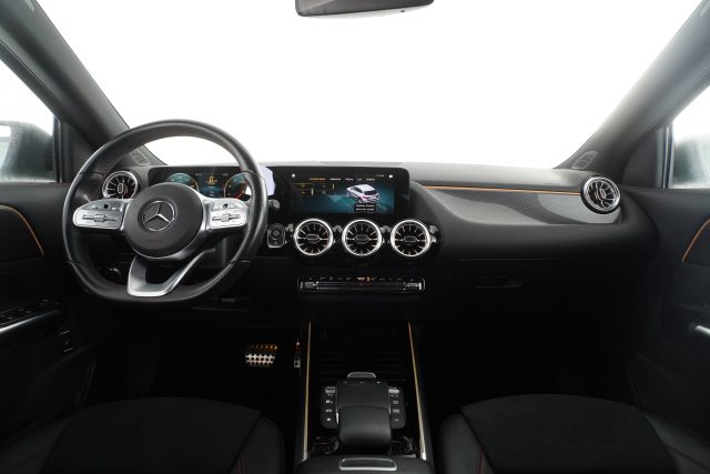 MERCEDES-BENZ CLA usata 11