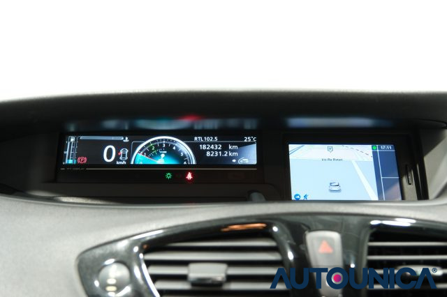 RENAULT Scenic usata, con Chiusura centralizzata