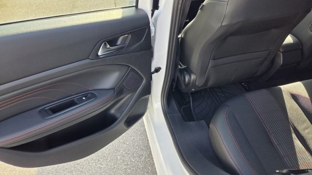 PEUGEOT 308 usata, con Park Distance Control