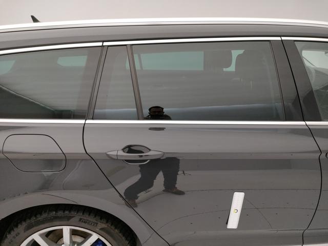 VOLKSWAGEN Passat Variant usata, con Sensore di luce