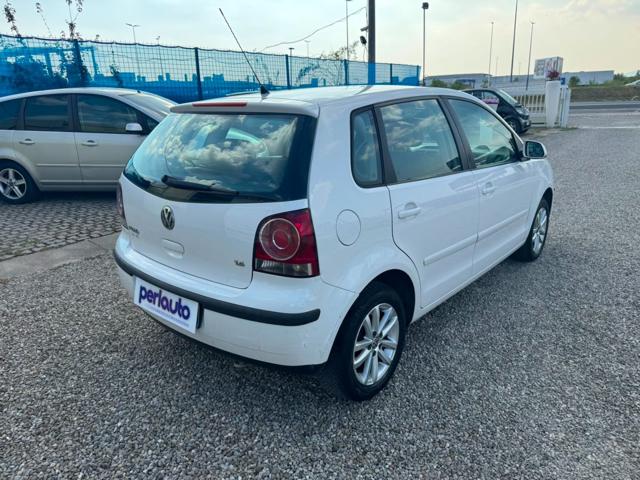 VOLKSWAGEN Polo usata, con Autoradio