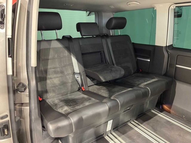 VOLKSWAGEN Multivan usata, con Cruise Control