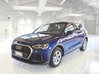 AUDI Q3 35 TDI S tronic Business