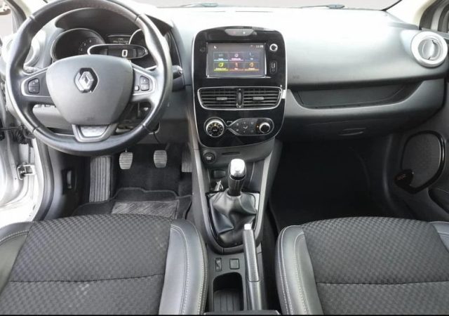 RENAULT Clio usata, con ESP