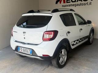 DACIA Sandero usata, con Autoradio