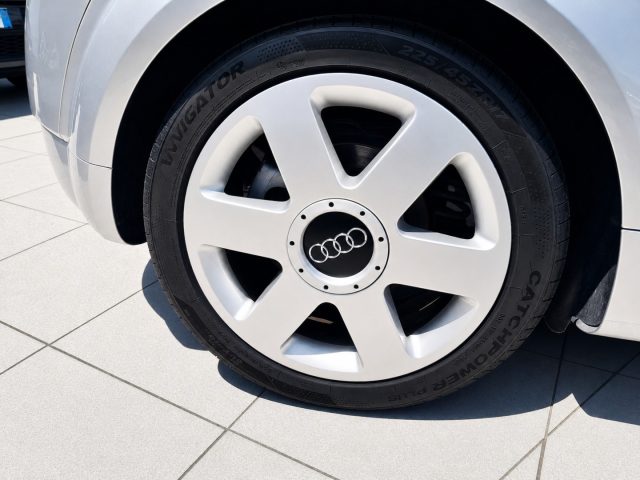 AUDI TT usata, con Boardcomputer