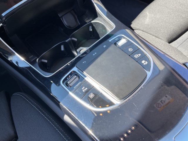 MERCEDES-BENZ GLC 200 usata, con Autoradio digitale