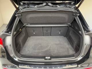 MERCEDES-BENZ GLA 200 usata, con Frenata d