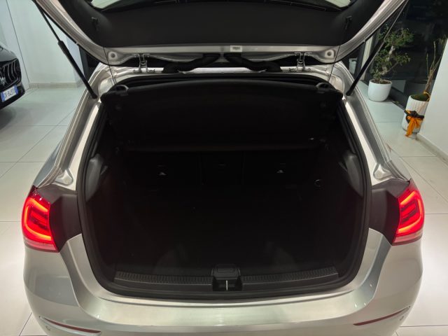 MERCEDES-BENZ A 180 usata, con Fari Xenon