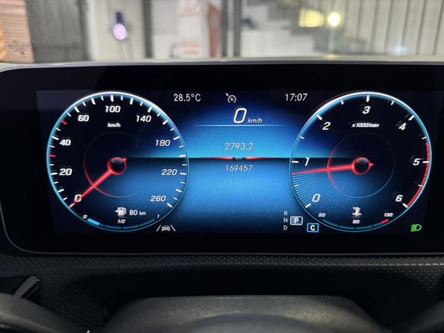 MERCEDES-BENZ A 200 usata, con Interni in pelle