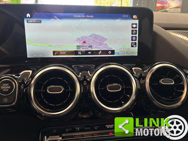 MERCEDES-BENZ GLA 200 usata, con Tettuccio apribile