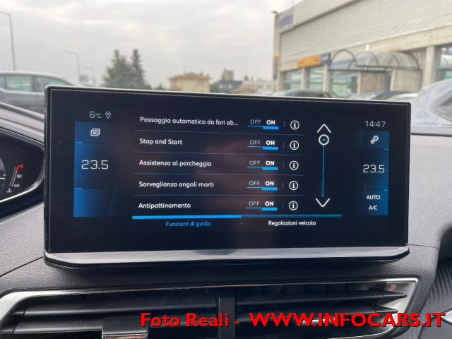 PEUGEOT 3008 usata, con Autoradio digitale