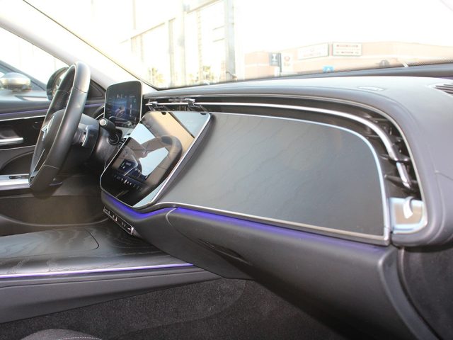 MERCEDES-BENZ E 220 usata, con Cruise Control