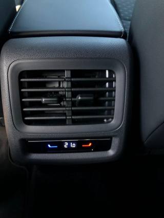 VOLKSWAGEN T-Roc usata, con Vivavoce