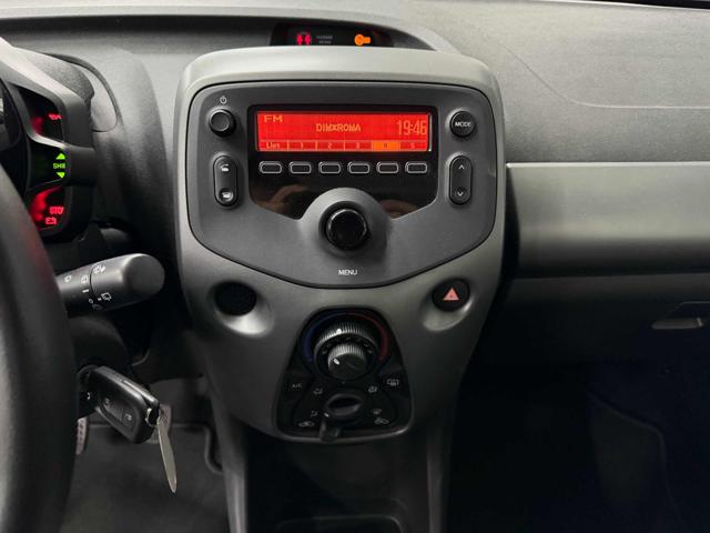 TOYOTA Aygo usata 11