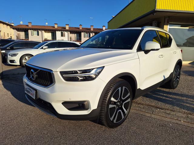 VOLVO XC40 usata 21