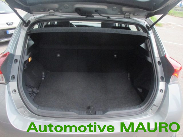 TOYOTA Auris usata 22