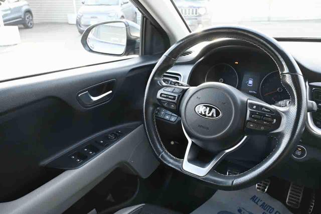 KIA Stonic usata, con USB