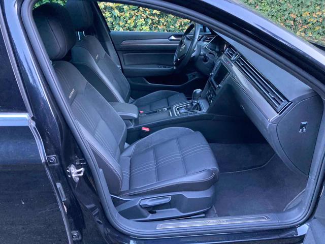 VOLKSWAGEN Passat usata, con ESP