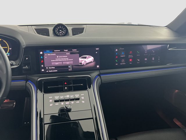 PORSCHE Panamera usata 15