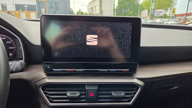 SEAT Leon usata, con Volante in pelle