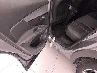 PEUGEOT 3008 usata, con Supporto lombare