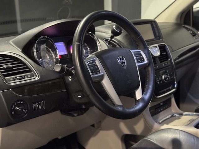 LANCIA Voyager usata, con Climatizzatore