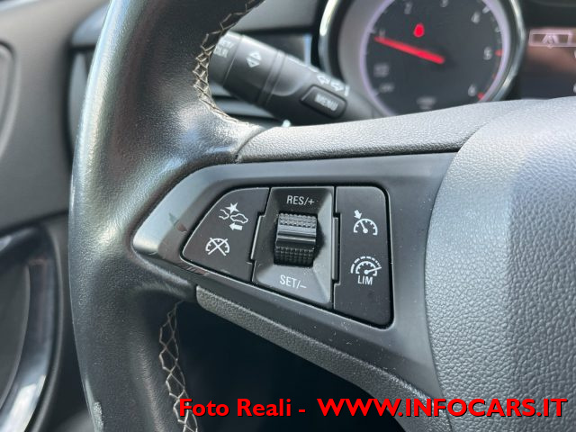 OPEL Astra usata, con Touch screen
