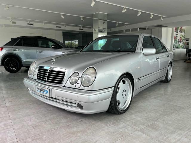 MERCEDES-BENZ E 55 usata, con Climatizzatore