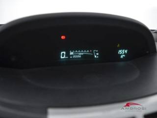TOYOTA Yaris usata 12