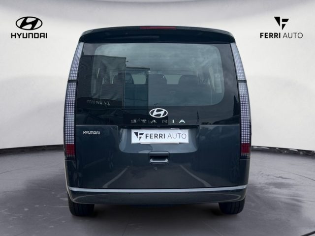 HYUNDAI Staria usata, con Airbag laterali