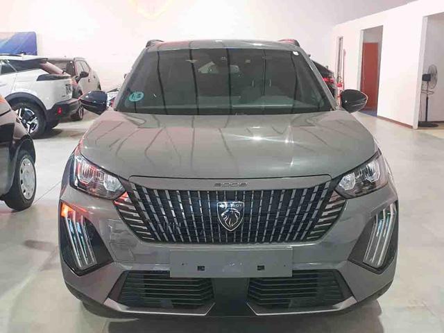 PEUGEOT 2008 usata, con Airbag