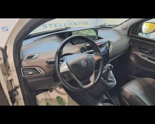 LANCIA Ypsilon usata, con ESP