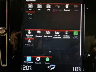 VOLVO XC40 usata, con Sistema di navigazione